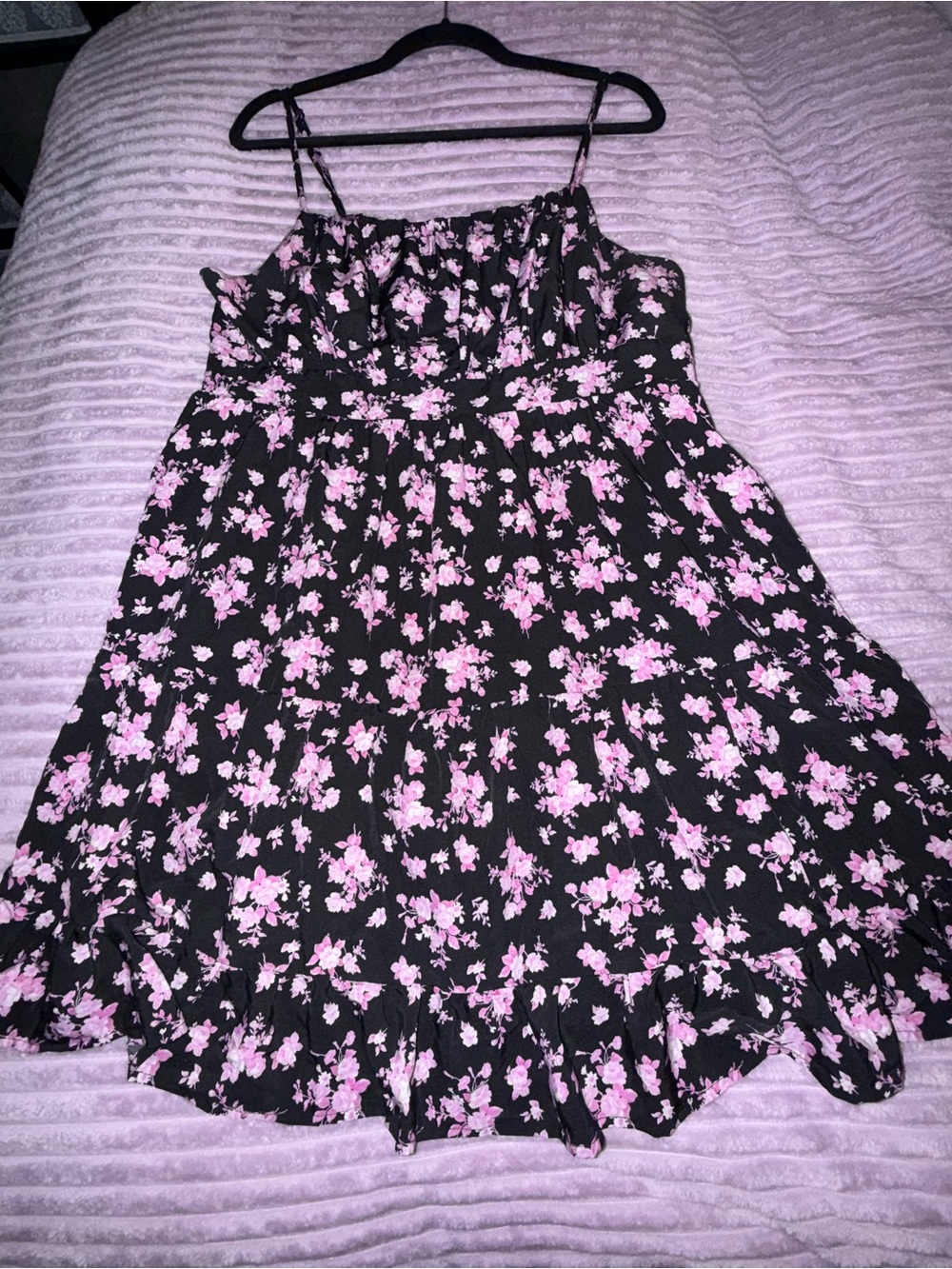 SHEIN Black Floral Spaghetti Strap Sundress with Pink Flowers